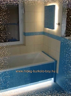 fürdőszoba burkolás kék burkolat fürdőszobában