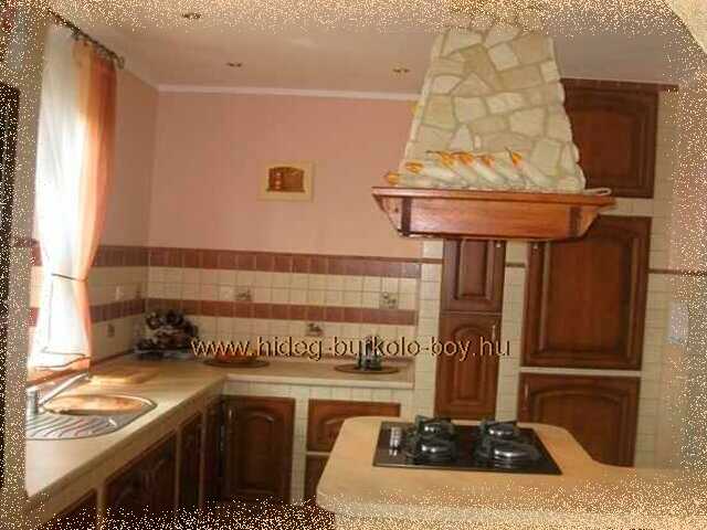 Konyha burkolás, konyhabútor épÃtés