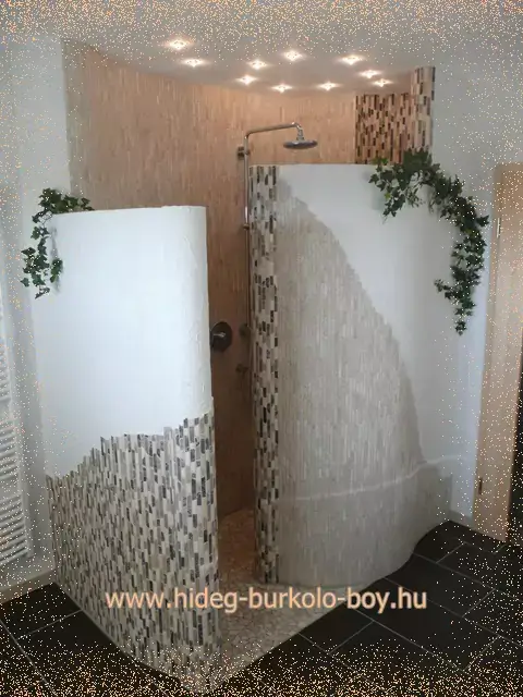 fürdőszoba zuhanyzó íves fal