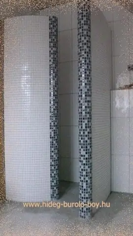 zuhanyzó falak hajlítottak